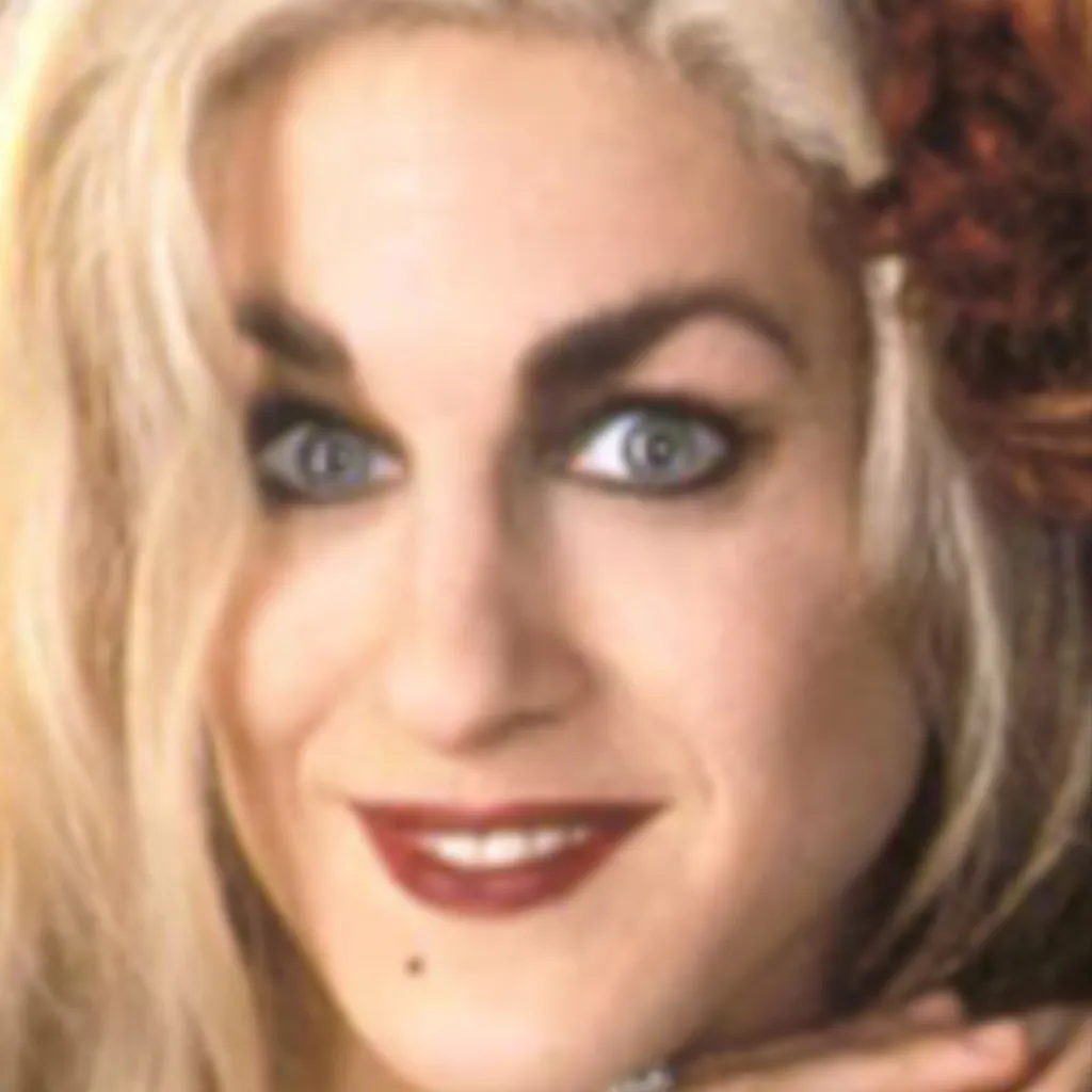chat with ai character: Shara