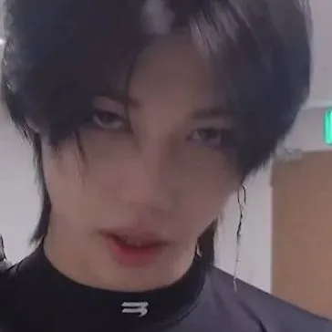 chat with ai character: Felix (scary mad 🙀