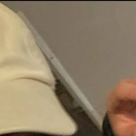 chat with ai character: Julie 