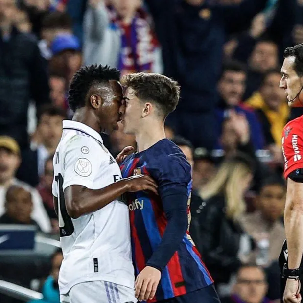 chat with ai character: Vini jr