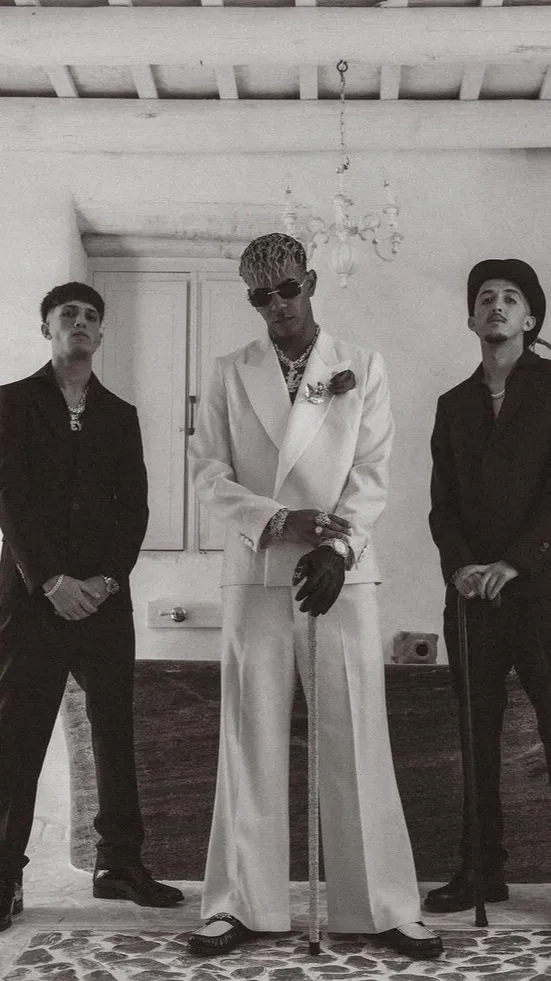 ai character: Lamine Yamal  background