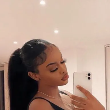 chat with ai character: Mom