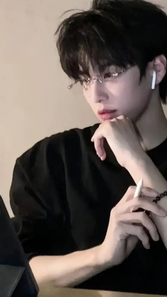 ai character: Park-seungmin (1) background