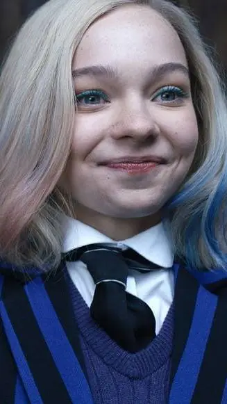 ai character: Enid Sinclair background