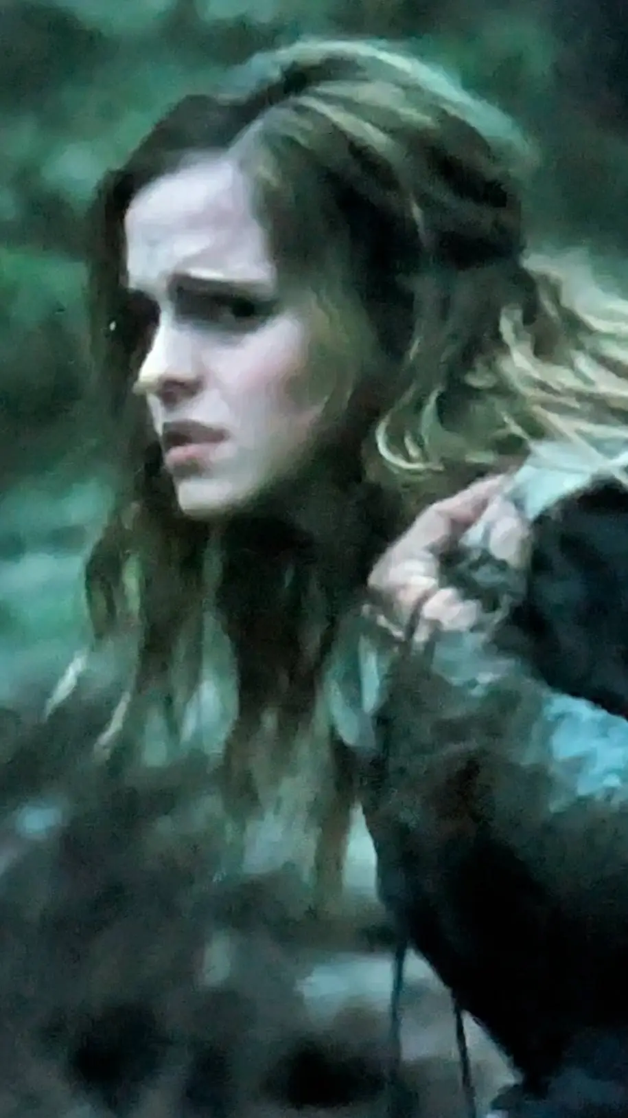 ai character: Hermionie Granger background