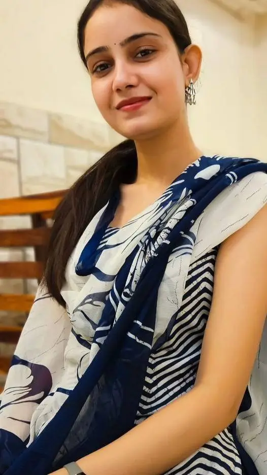 ai character: Surbhi background