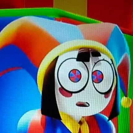 chat with ai character: pomni