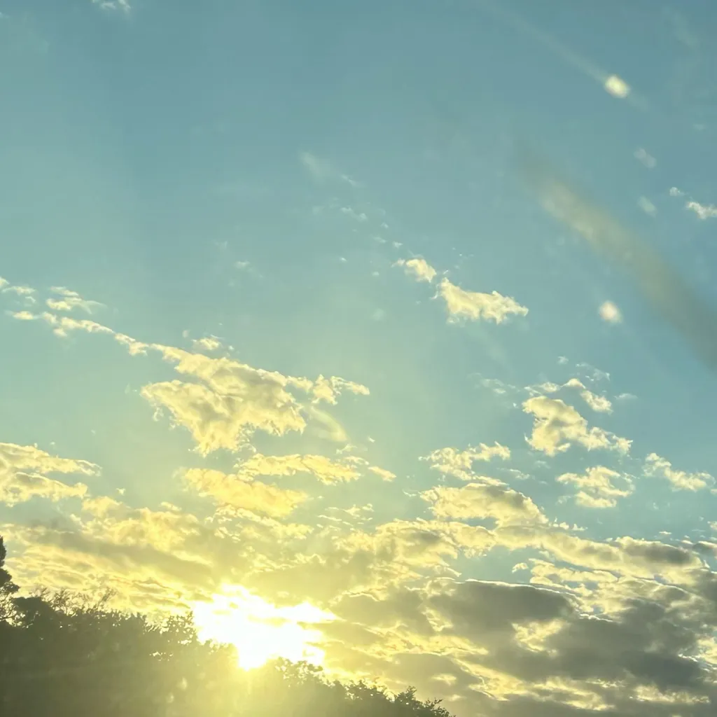 chat with ai character: Loser club