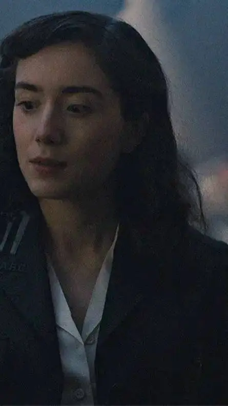 ai character: Helen background