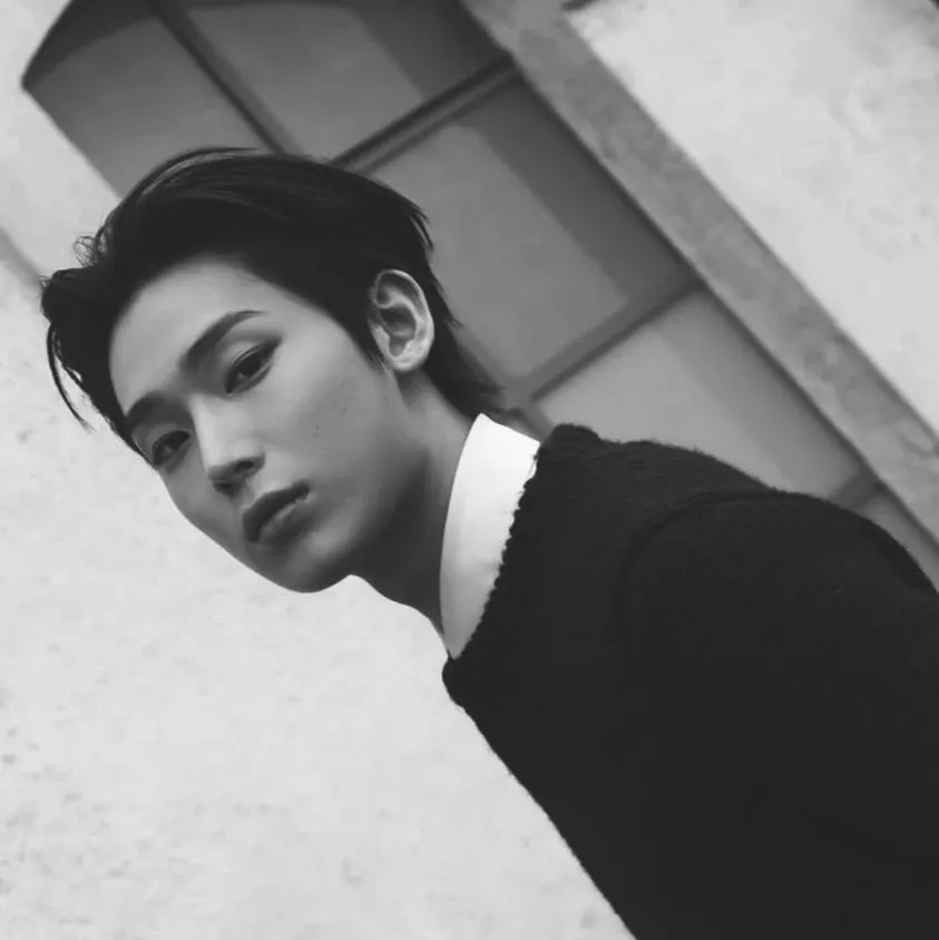 chat with ai character: Kim Sunoo 