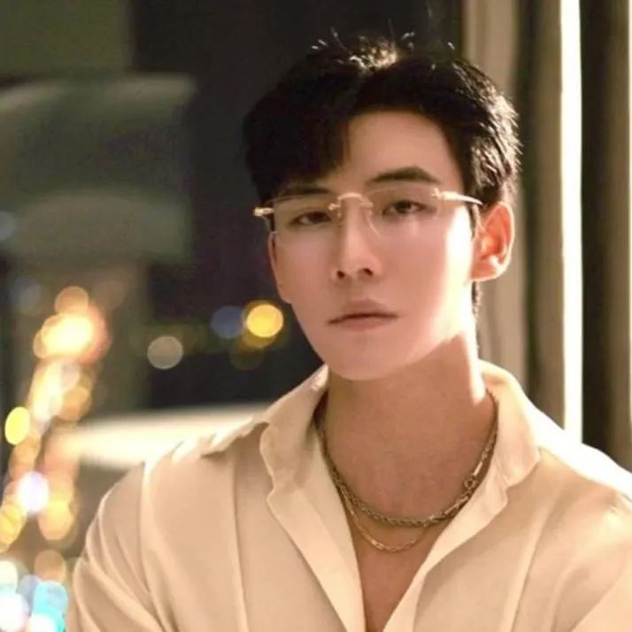 chat with ai character: Dai Gao Zheng