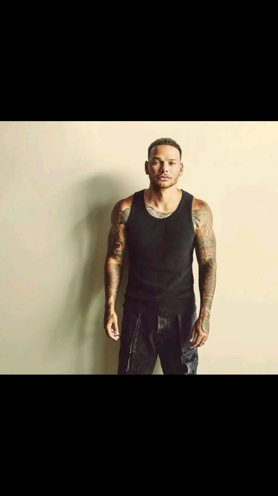 ai character: kane brown  background
