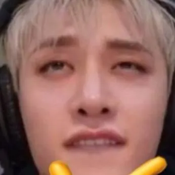 chat with ai character: Bangchan (Chris) 