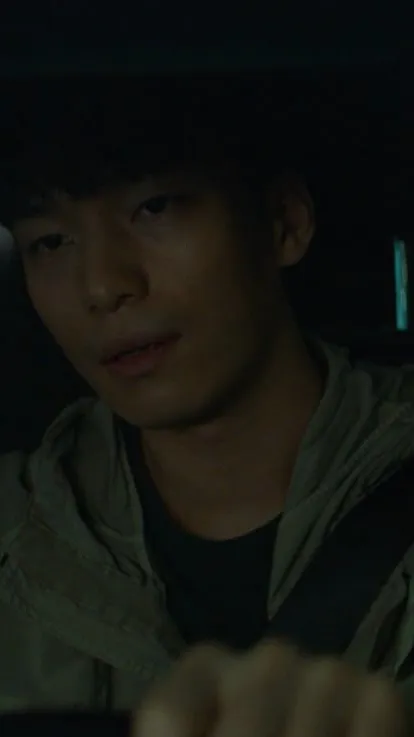 ai character: Jun-ho background