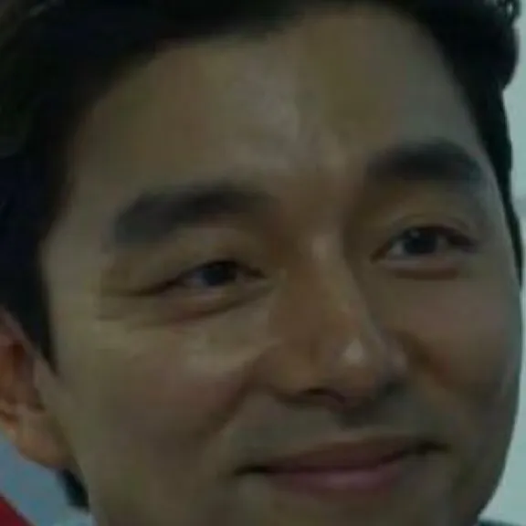 chat with ai character: Salesman