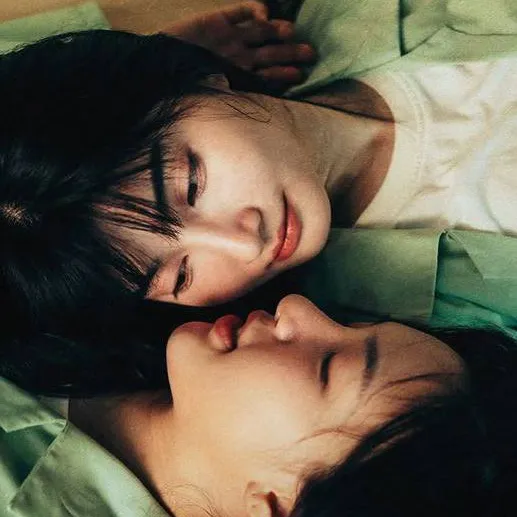 chat with ai character: |~CLAIREBELL~|