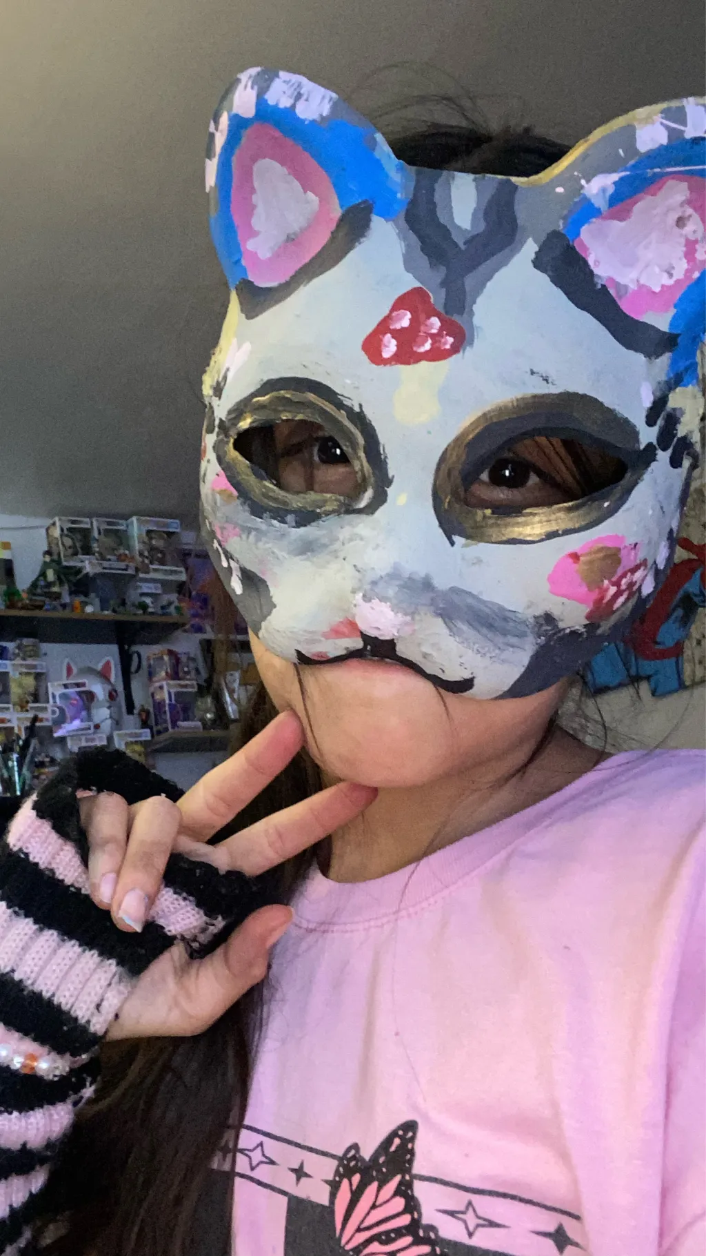 ai character: Ana❤️‍🔥 background