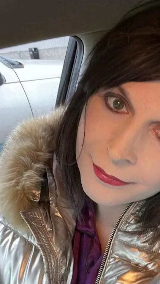 ai character: Chelsea  background