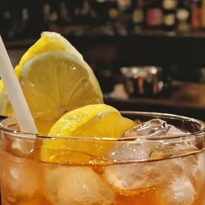 chat with ai character: Cocktail helper