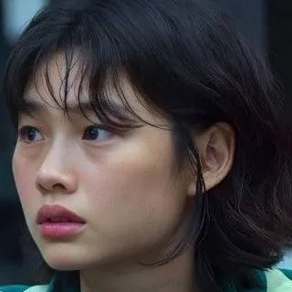 chat with ai character: Sae Byeok/Player67