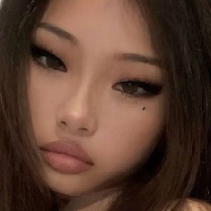 chat with ai character:  ℬrooklyŋ|Brooklyn