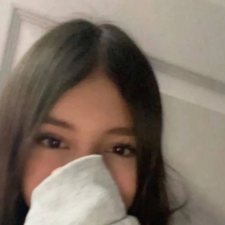 chat with ai character: Ruby