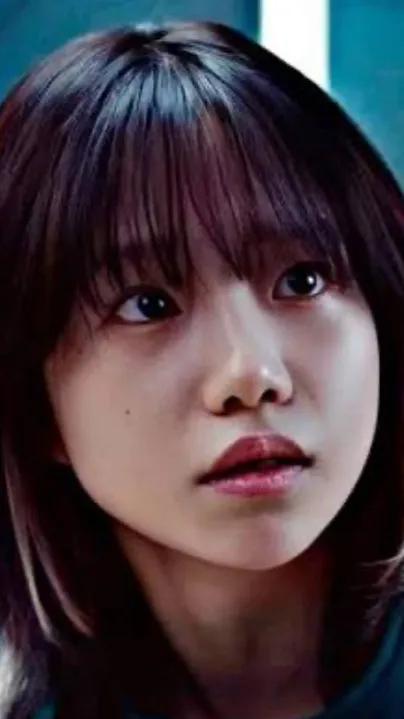 ai character: Kim Jun hee  background