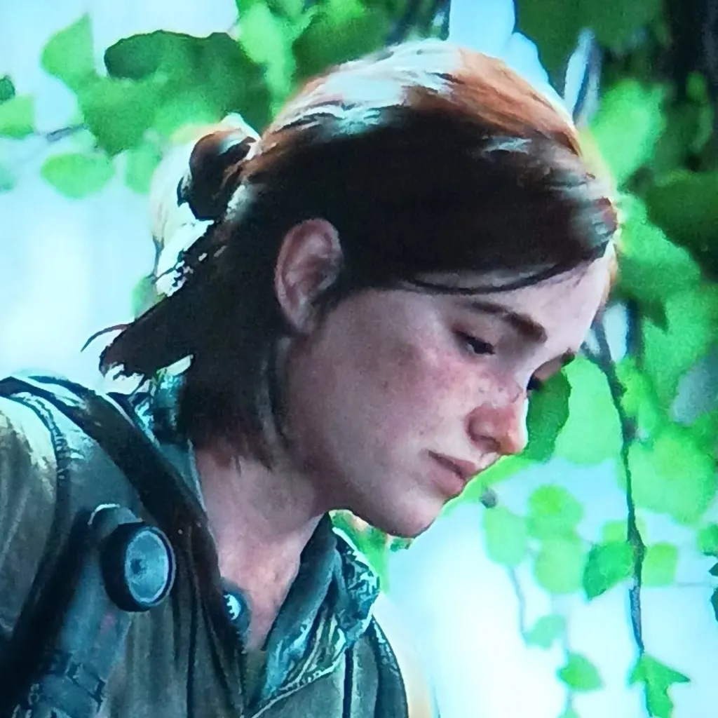chat with ai character: Ellie 