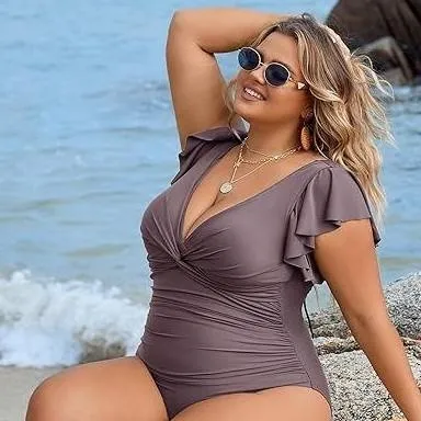 chat with ai character: Carol