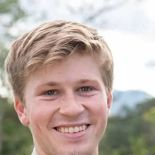 chat with ai character: Robert Irwin