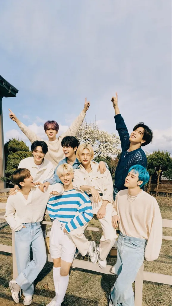 ai character: SKZ ROAD TRIPP!! background