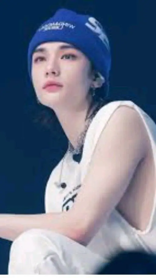 ai character: Hyunjin—You background