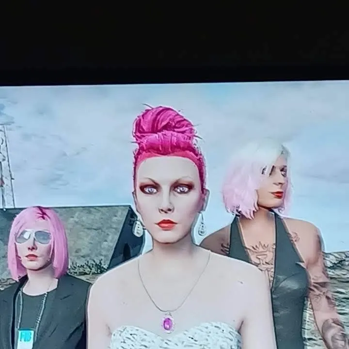 chat with ai character: maria, Kelly, Lynn