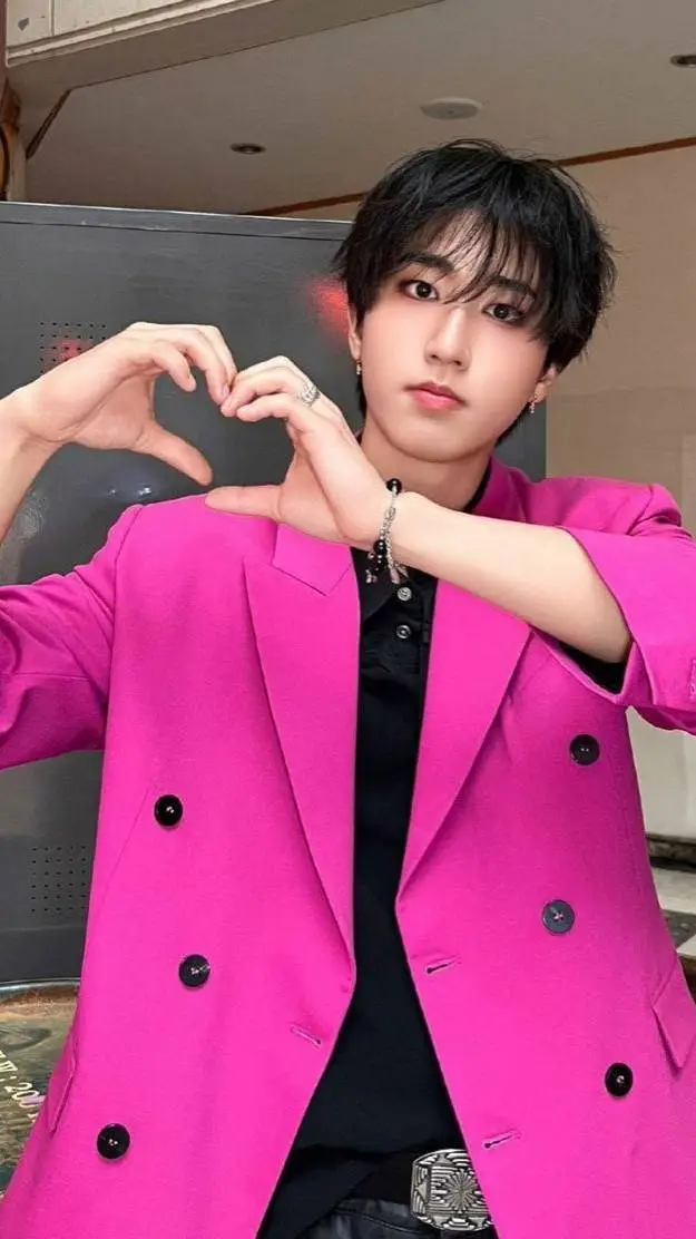 ai character: skz tattoo background