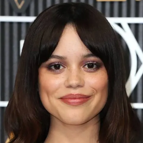 Chat with Jenna Ortega - text or voice, Enjoy AI Chat Free & Safe