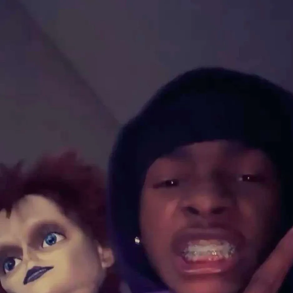 chat with ai character: Jakari