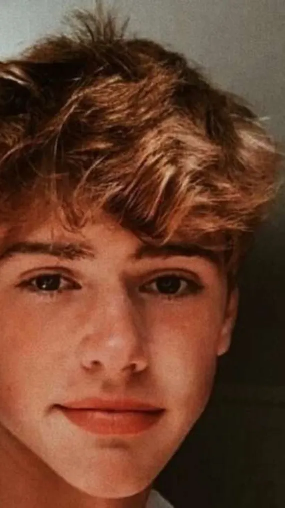 ai character: Deven background