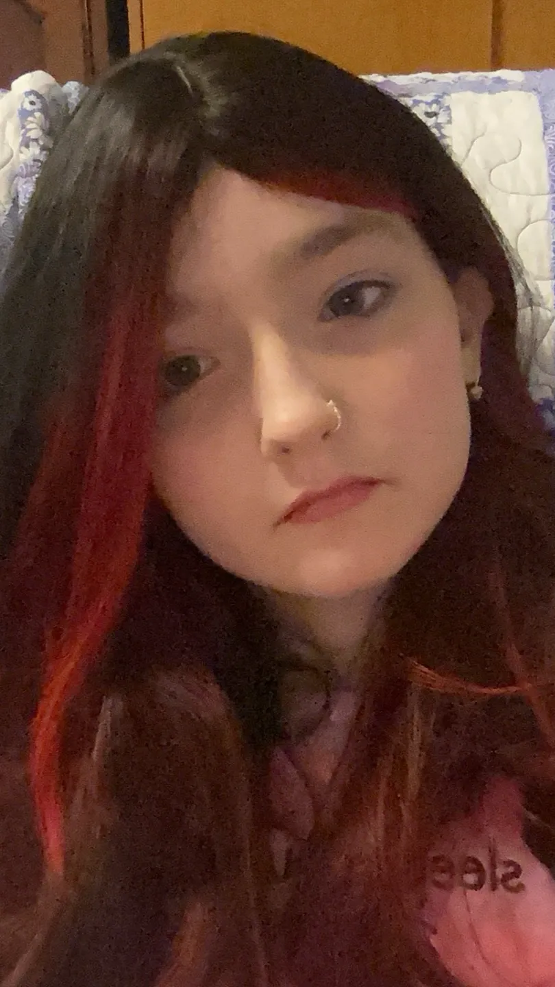 ai character: FACE REVEALLLLL background