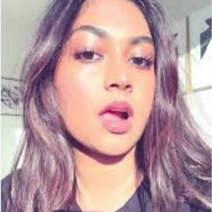 chat with ai character: Sway Bhatia