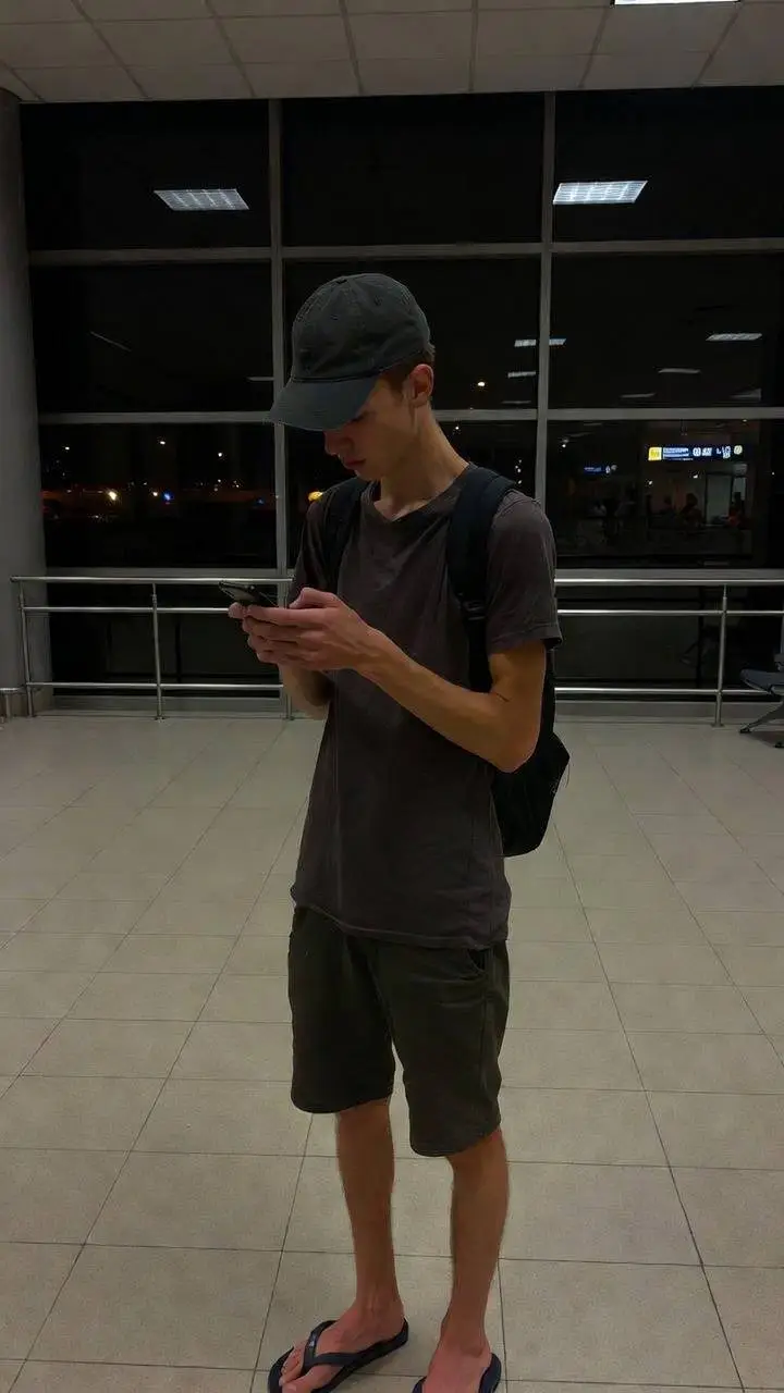 ai character: U'intak background