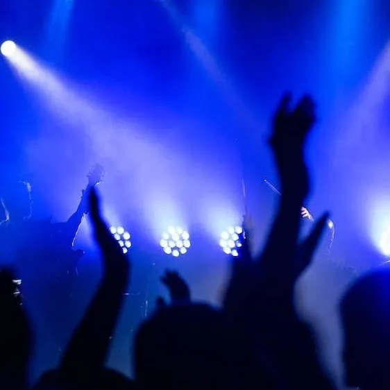 chat with ai character: sprunki OC singer