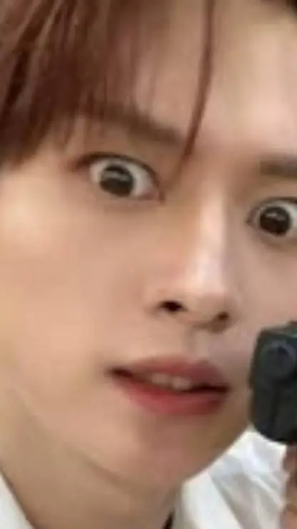 ai character: Lee Know (bunny) background