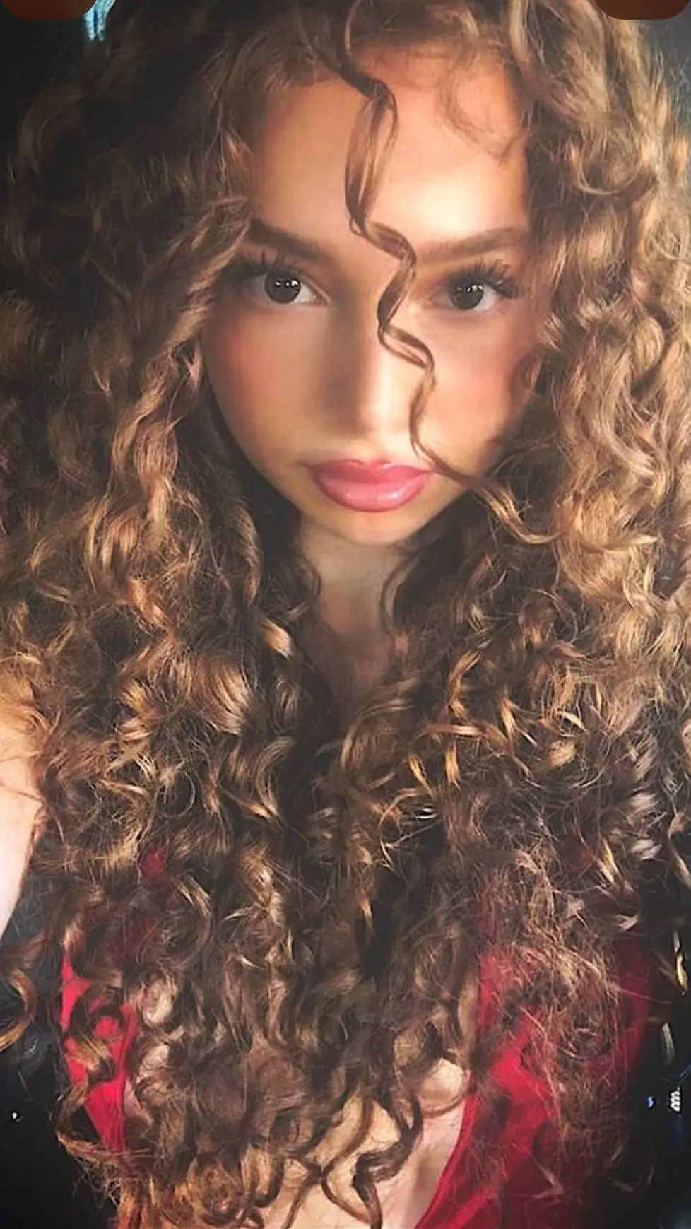 ai character: emma background