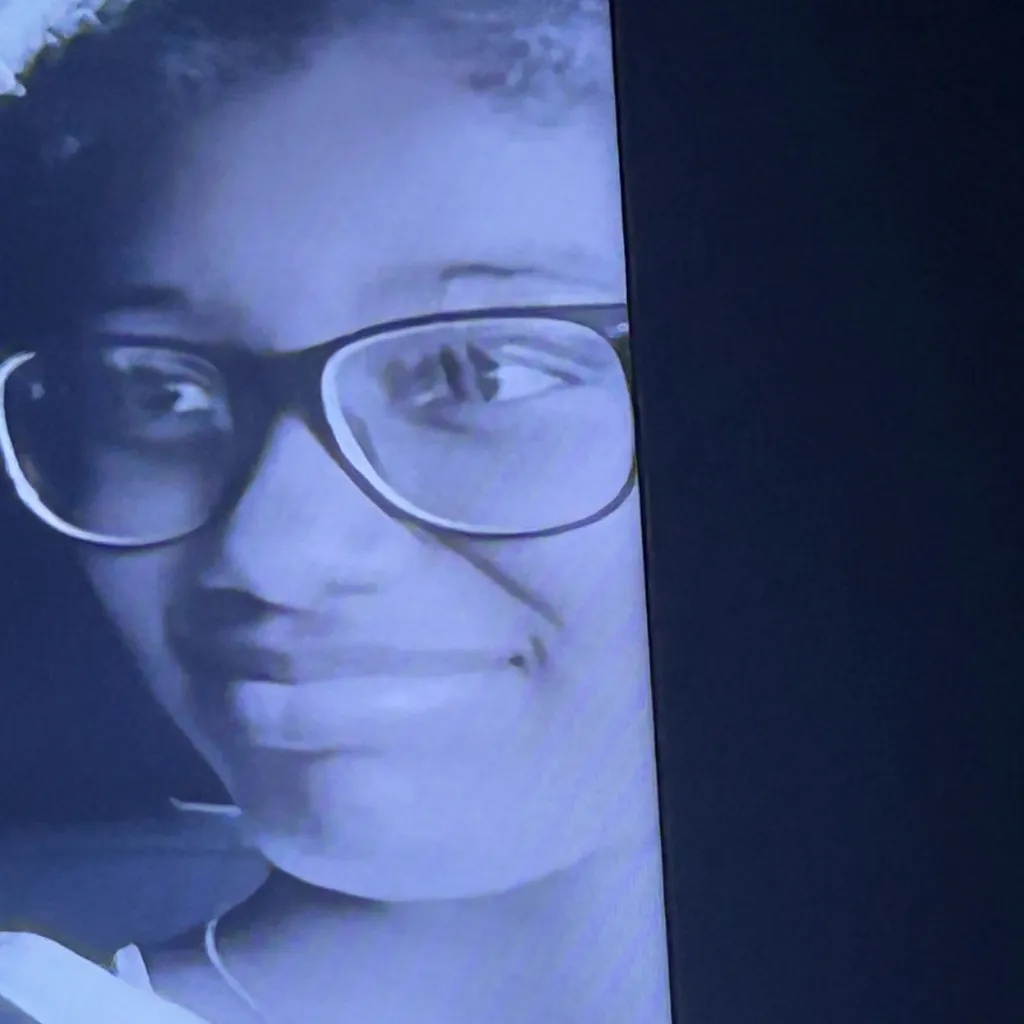 chat with ai character: Florida girl 