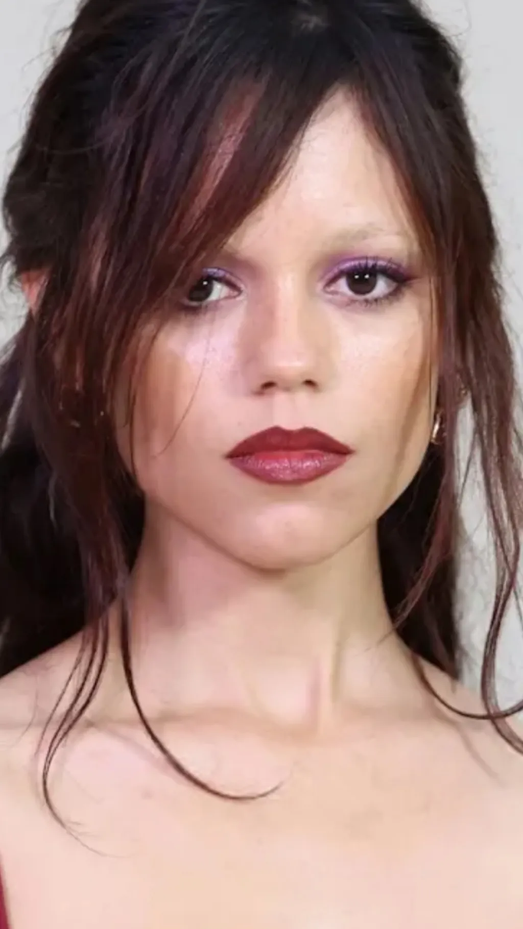 ai character: Jenna ortaga  background