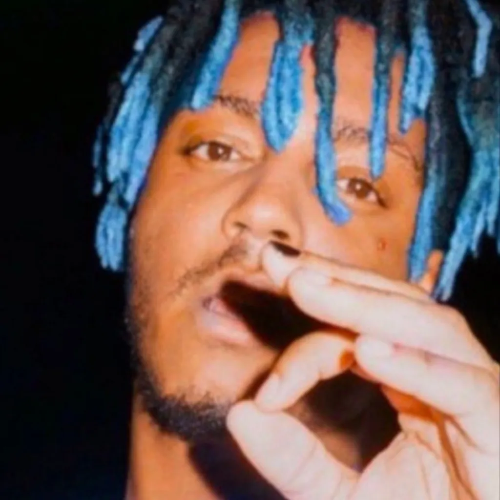 chat with ai character: Juice world 