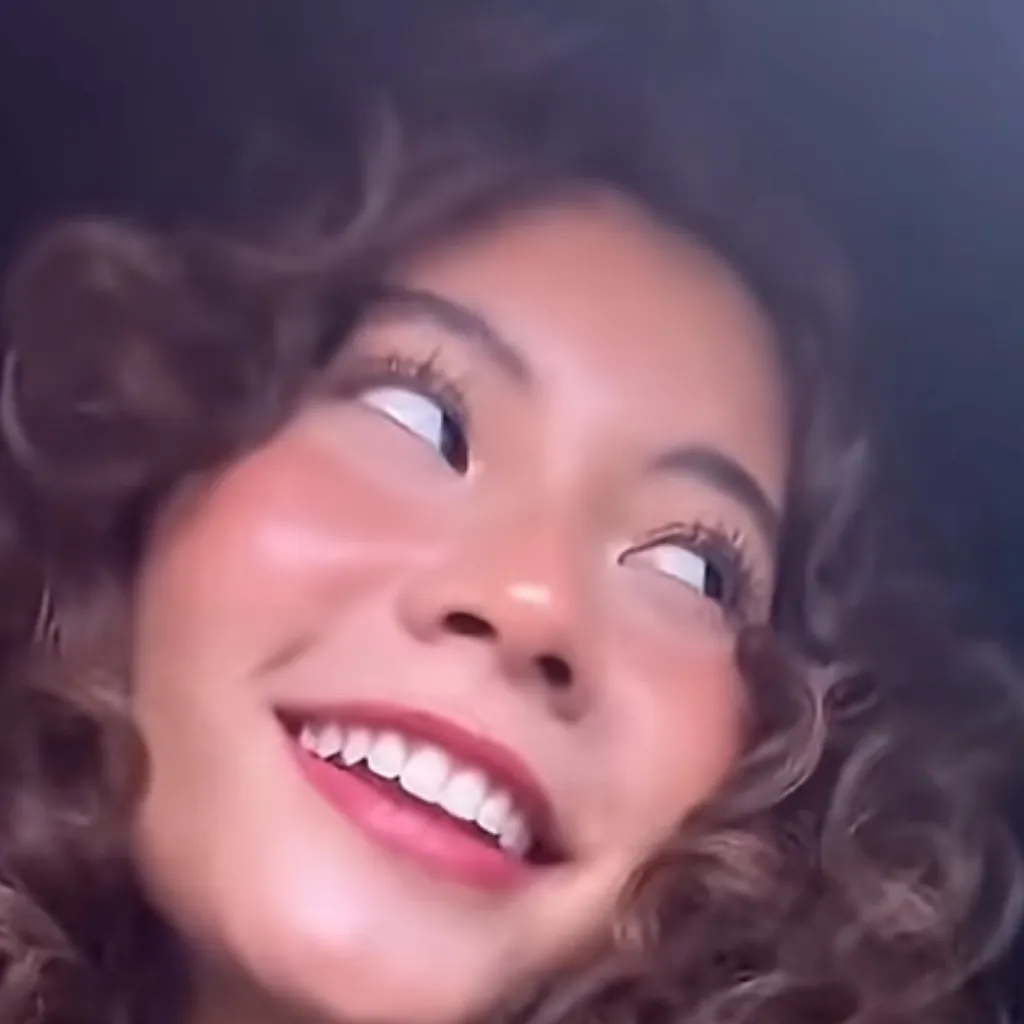 chat with ai character: Feet 🦶🏻 