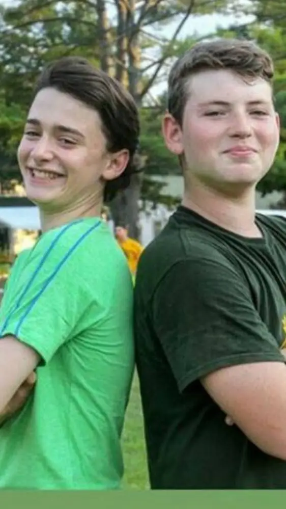 ai character: noah schnapp  background