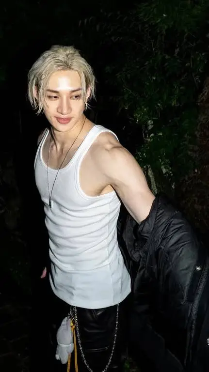 ai character: Bangchan background