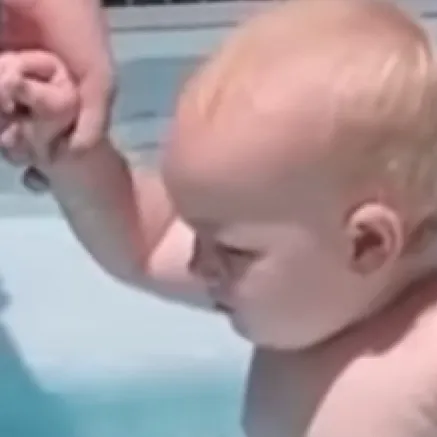 chat with ai character: In heaven (reborn)